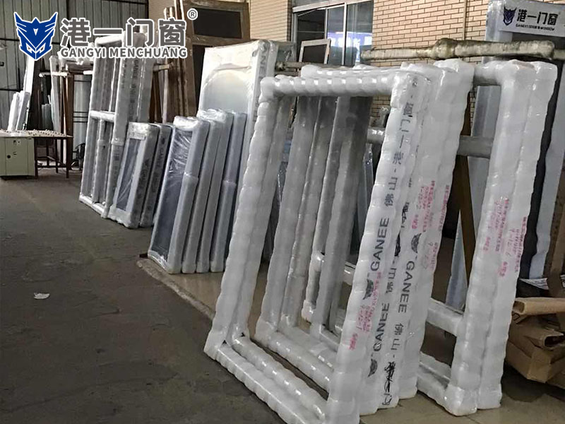 半成品摆放区